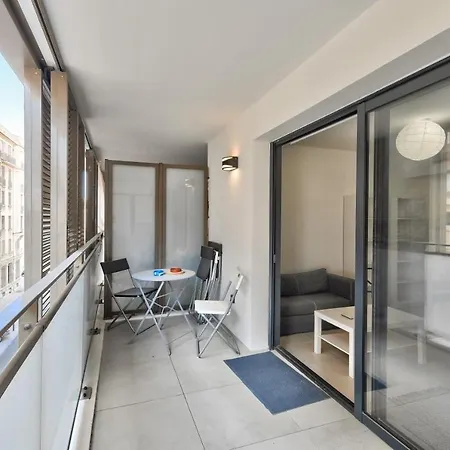 T1 Avec Terrasse Vue Sur La Major Apartment